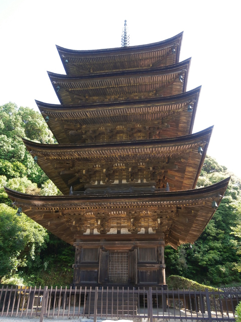 瑠璃光寺五重塔